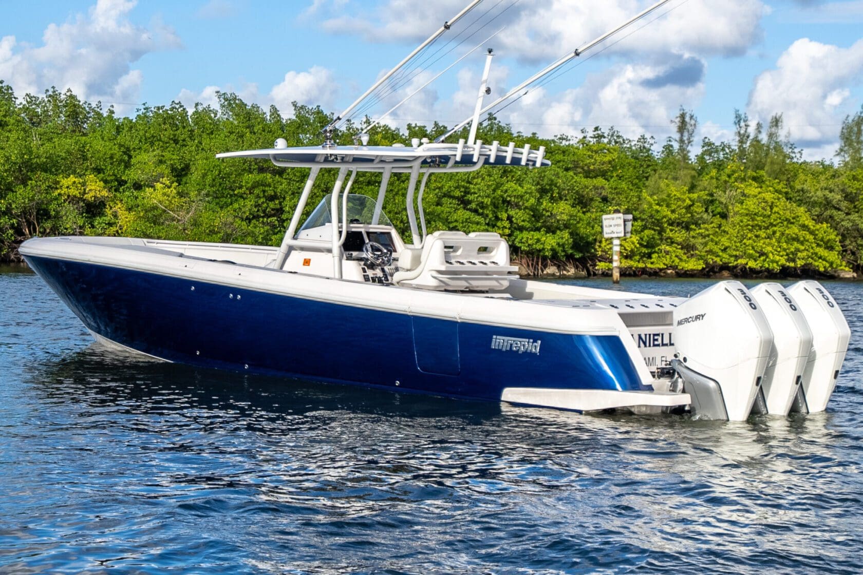 PreOwned Intrepid boats Used center console boats for sale